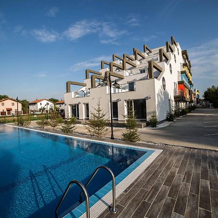 Apartament In Otopeni Bagian luar foto
